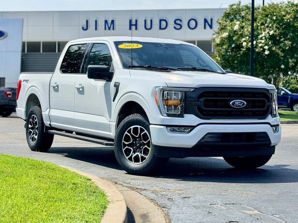 Used 2023 White Ford XLT image 2