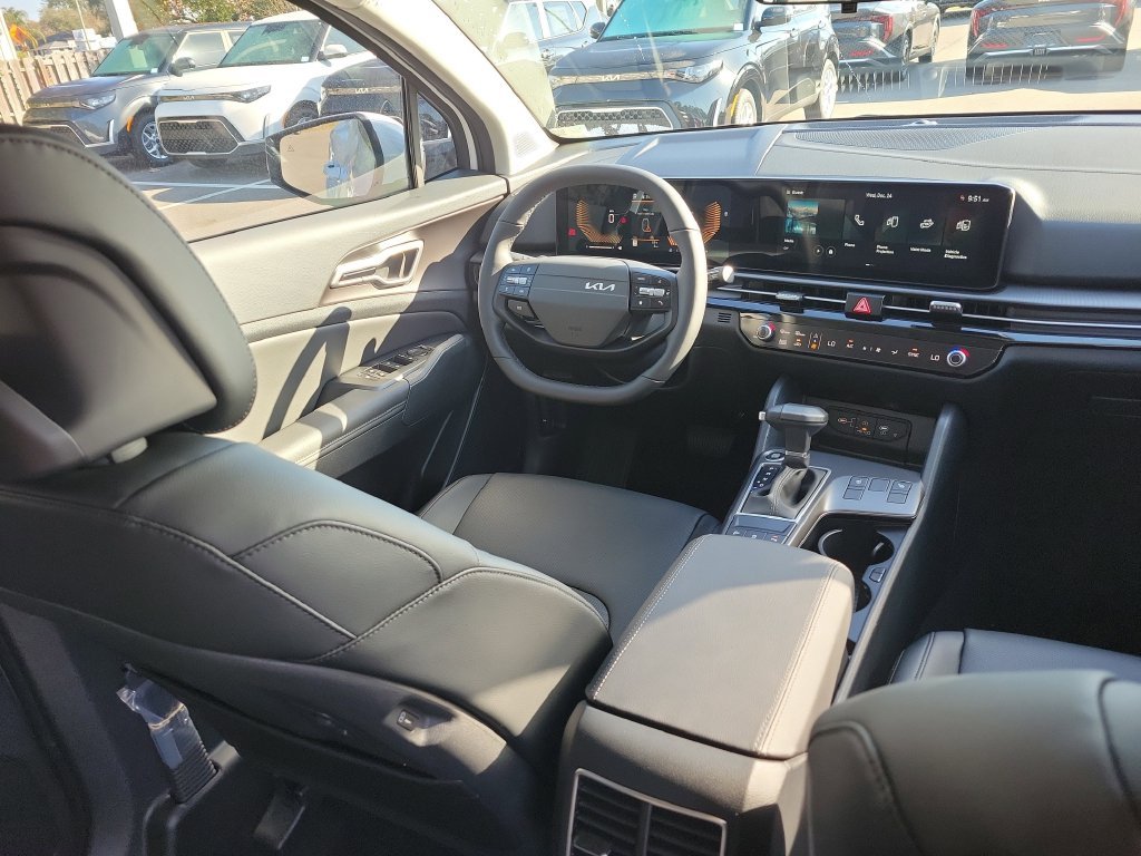 New 2026 Glacial White Pearl Kia EX image 13
