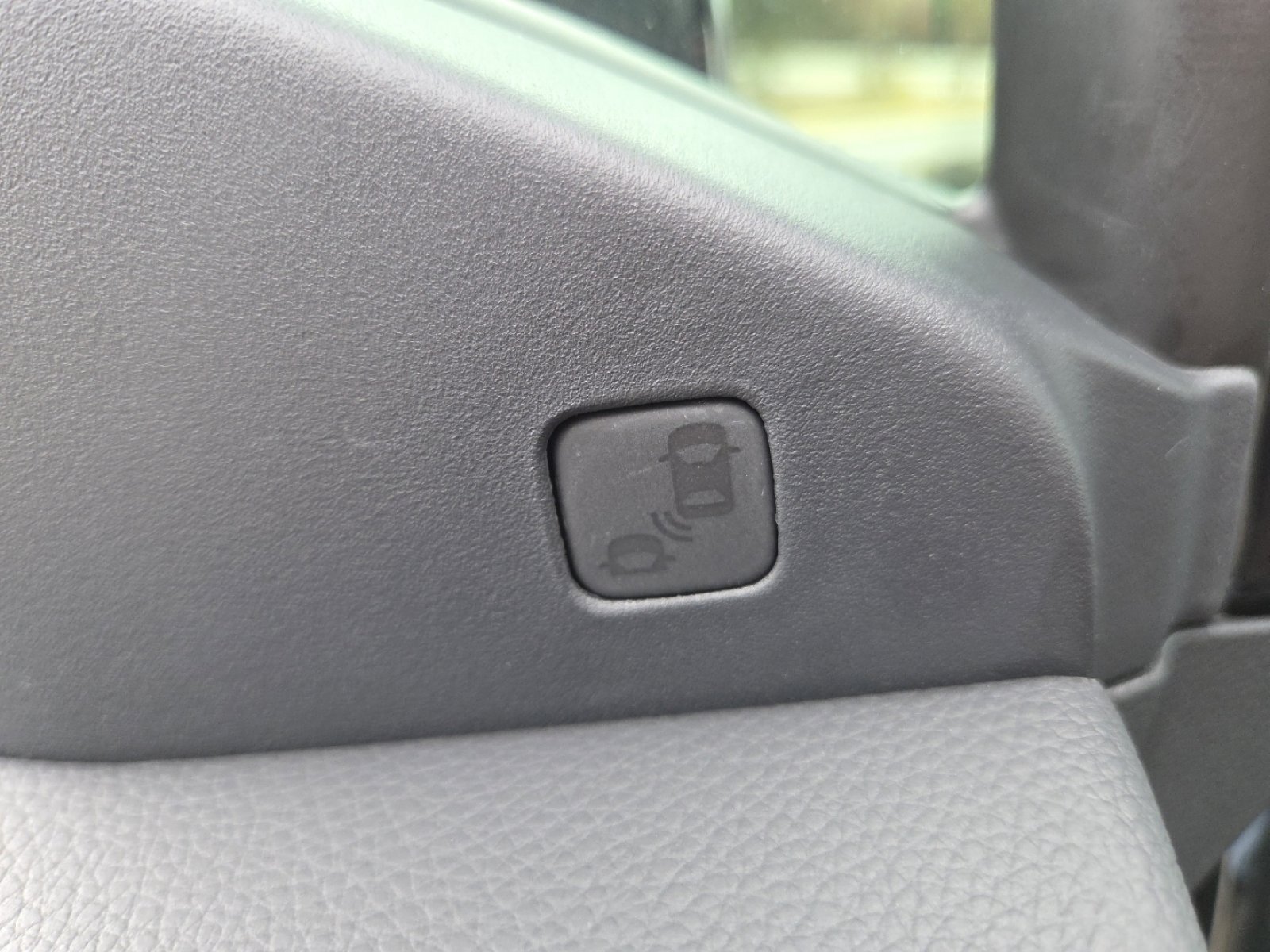 Used 2026 Crystal Black Pearl Honda RTL image 13