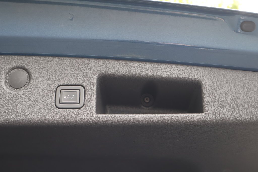 2024 Chevrolet Equinox LT - Photo 50
