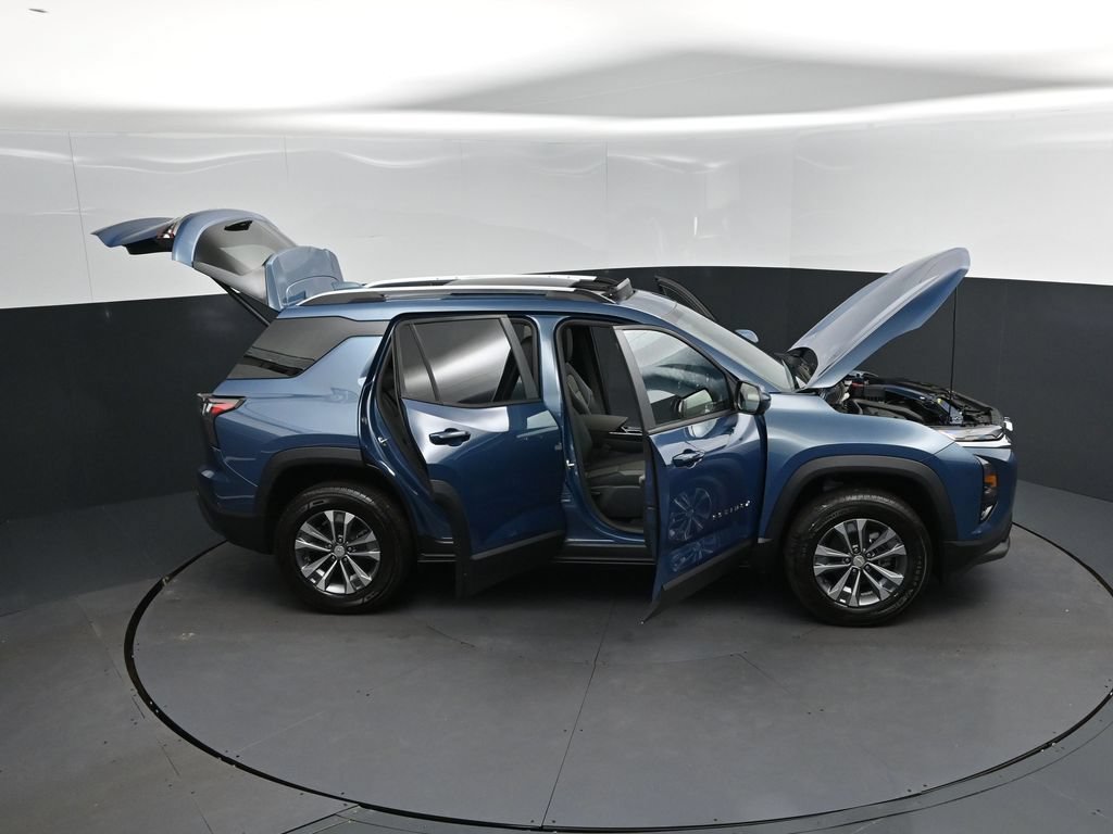2027 Chevrolet Equinox LT - Photo 50