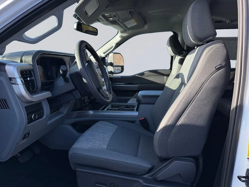 2026 Ford F-350 Super Duty XLT - Photo 10