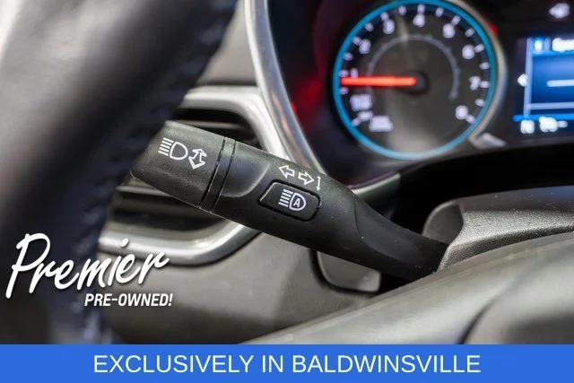 Used 2021 White Chevrolet LT image 20
