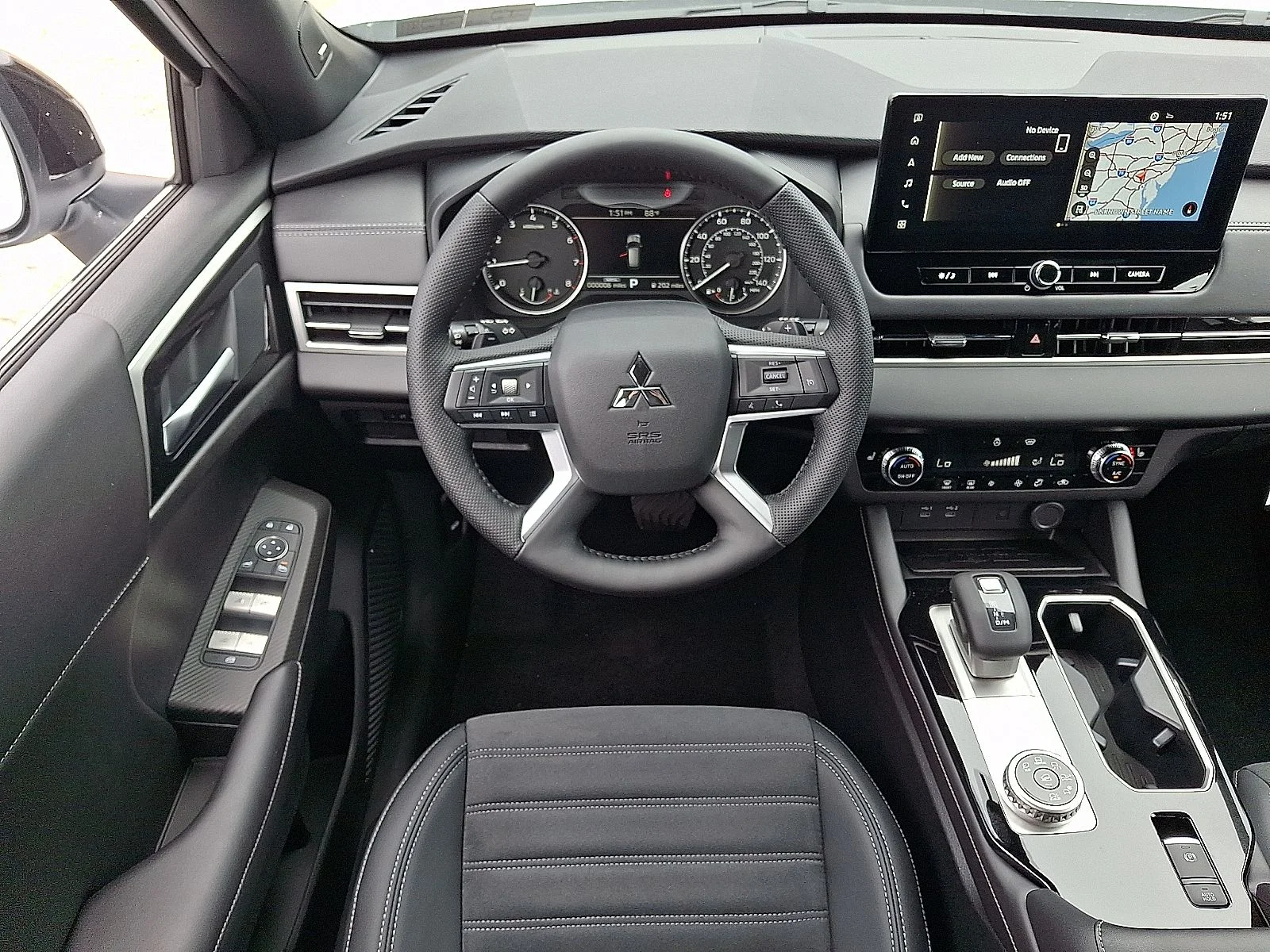 New 2026 White Mitsubishi LE image 10