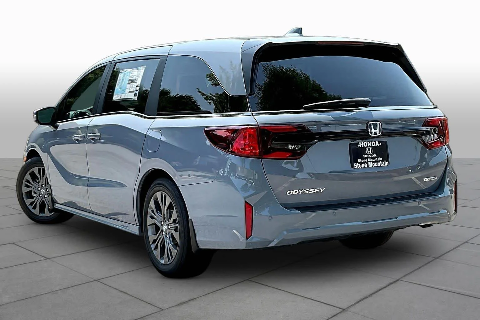 New 2026 Sonic Gray Pearl Honda Touring image 12
