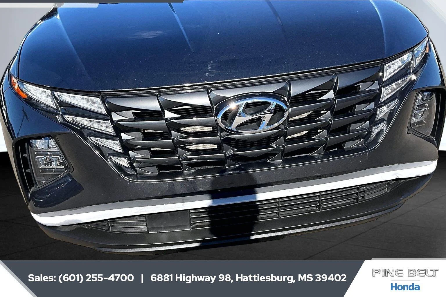 Used 2023 Portofino Gray Hyundai SEL image 21