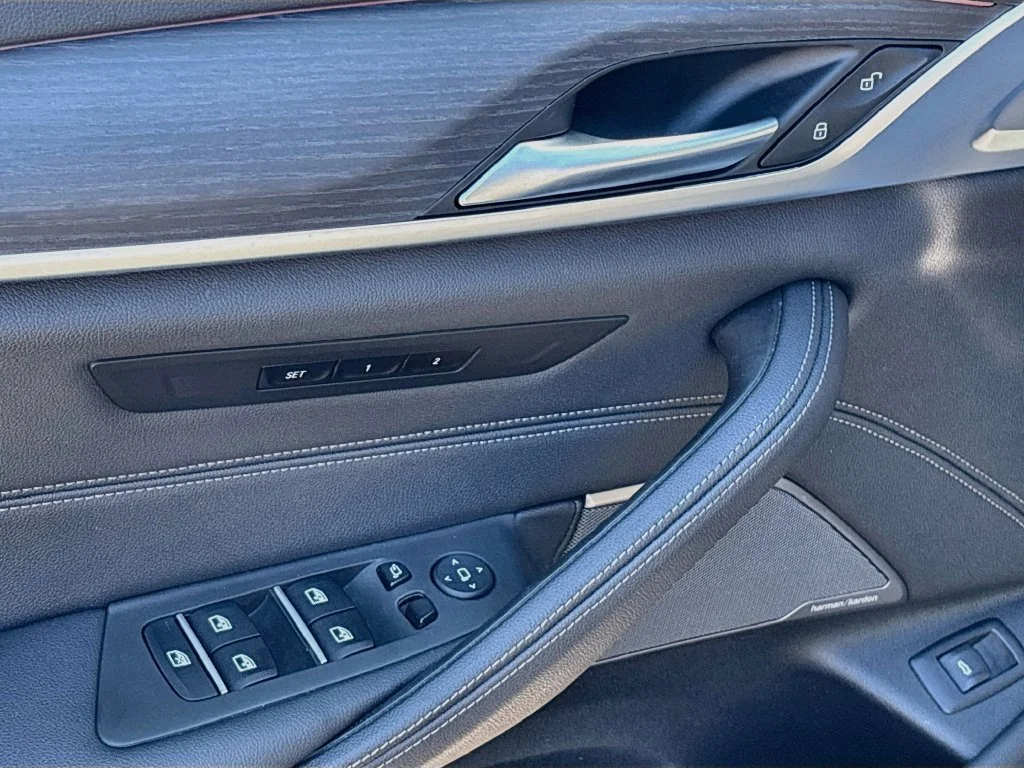 Used 2023 Dark Graphite BMW 530i image 18