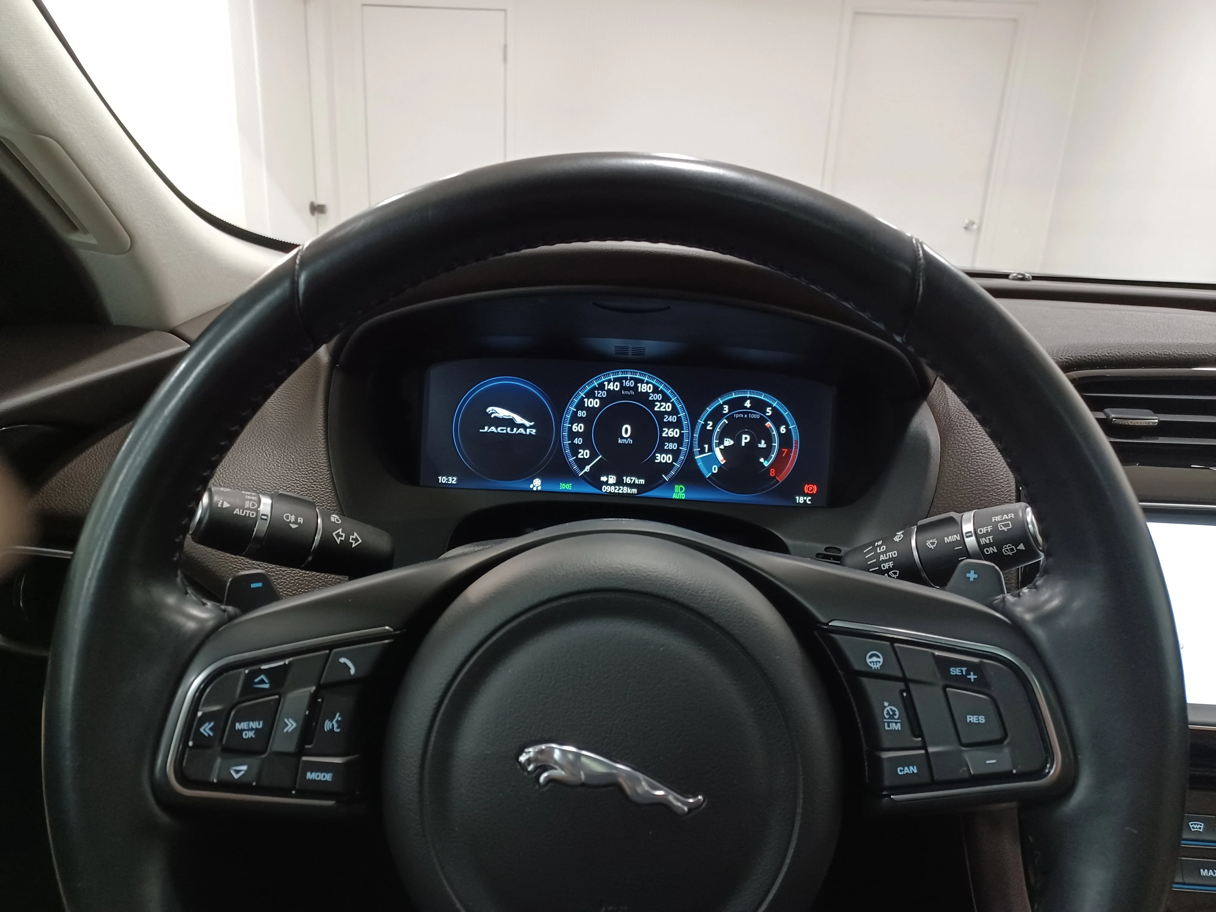 Used 2017 Quartzite Metallic Jaguar 35t Prestige AWD*Nav | Pano Roof | Cooled Leather | Htd Steering Wheel | Blind Spot Detection image 15