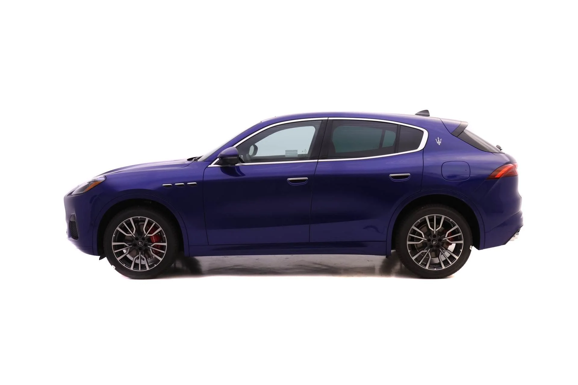 New 2025 Blue Maserati Base image 3