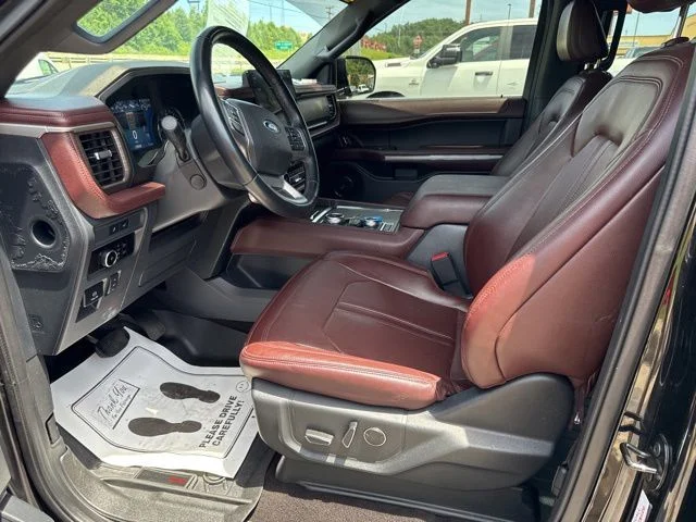 Used 2023 Black Ford Limited image 19