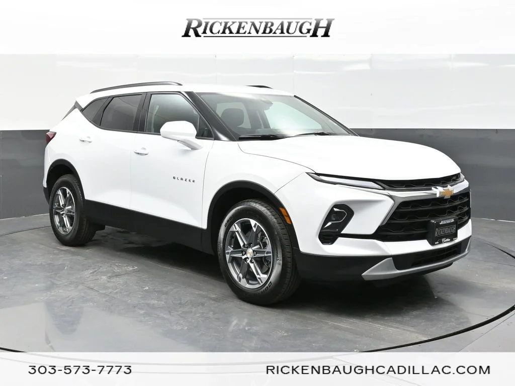 2025 Chevrolet Blazer 2.0T 2LT AWD's photo