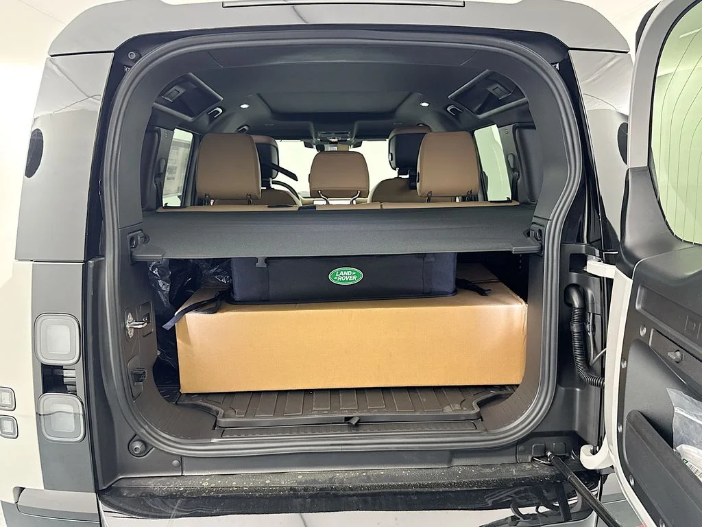 New 2026 Borasco Grey Land Rover X-Dynamic SE image 27