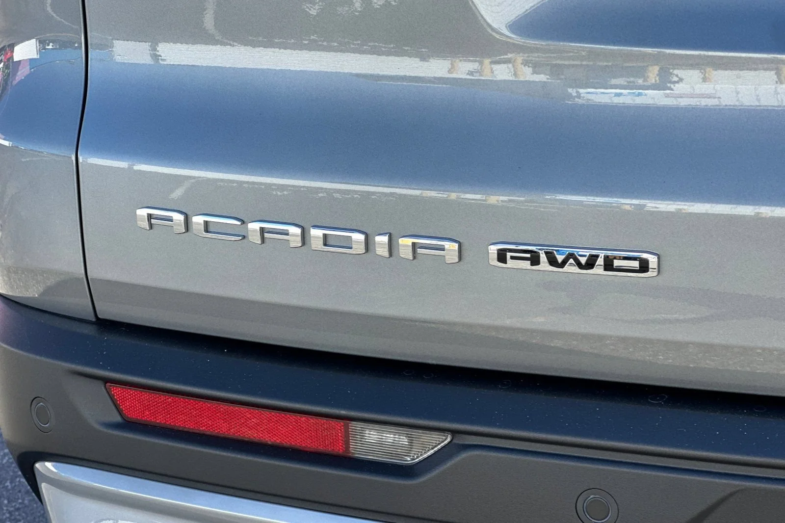 New 2026 Sterling Metallic GMC Elevation image 28