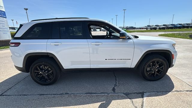Certified Used 2025 White Jeep Altitude image 16
