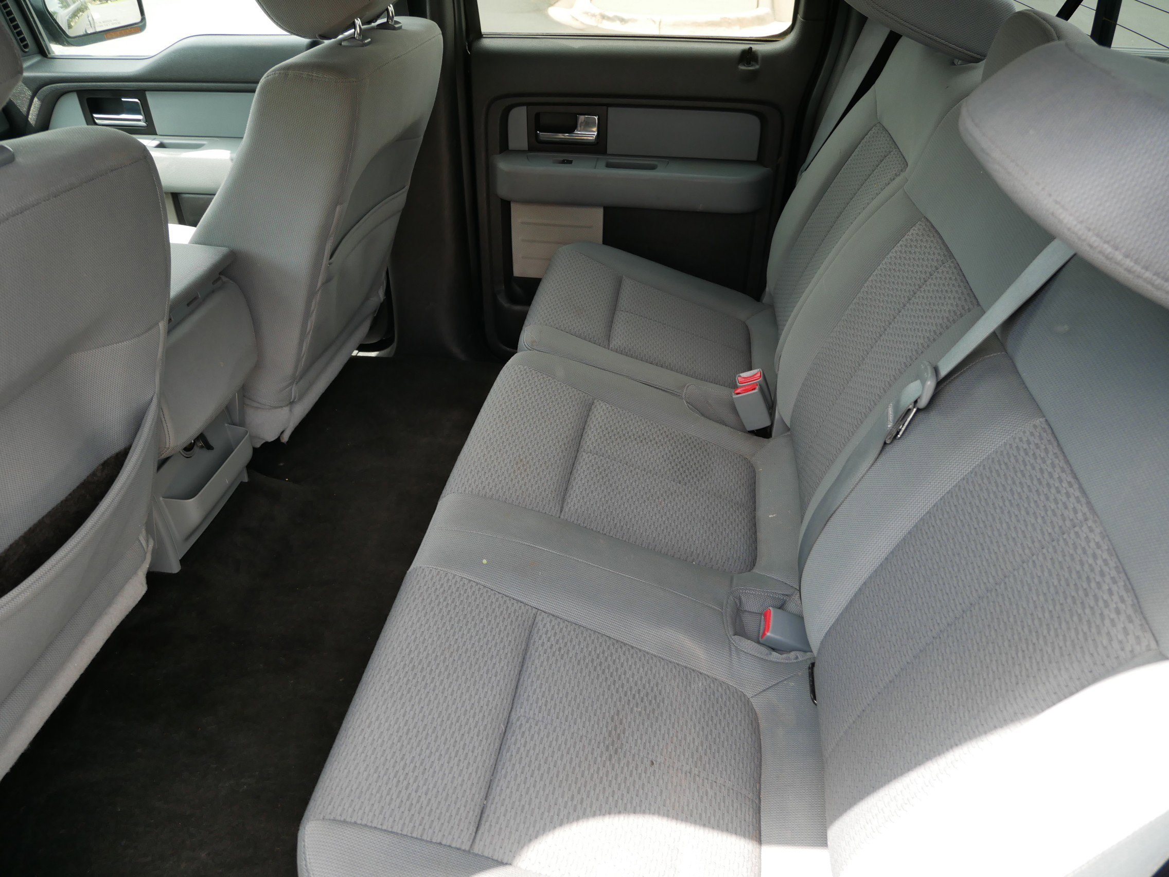 Used 2014  Ford XLT image 12
