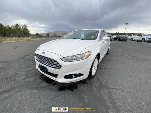 Used 2014 White Ford Titanium image 1