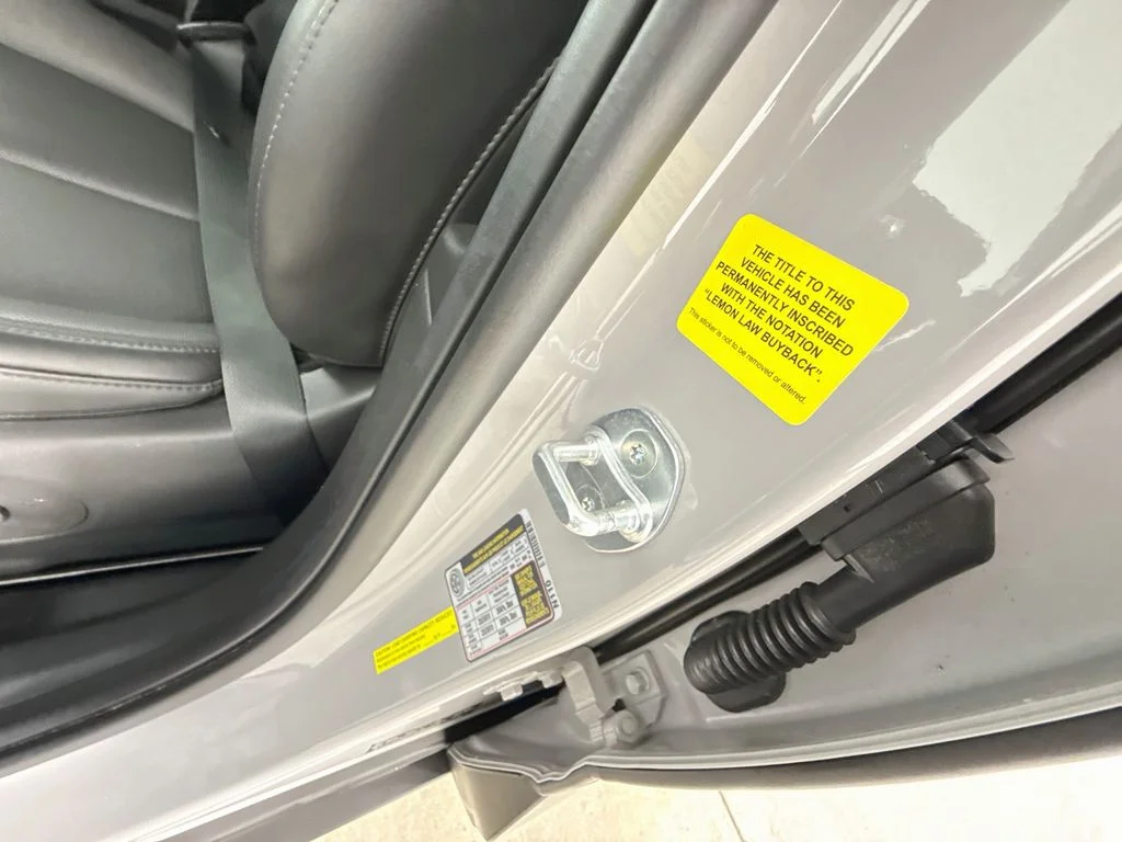 Used 2025 Gray Hyundai SEL image 32