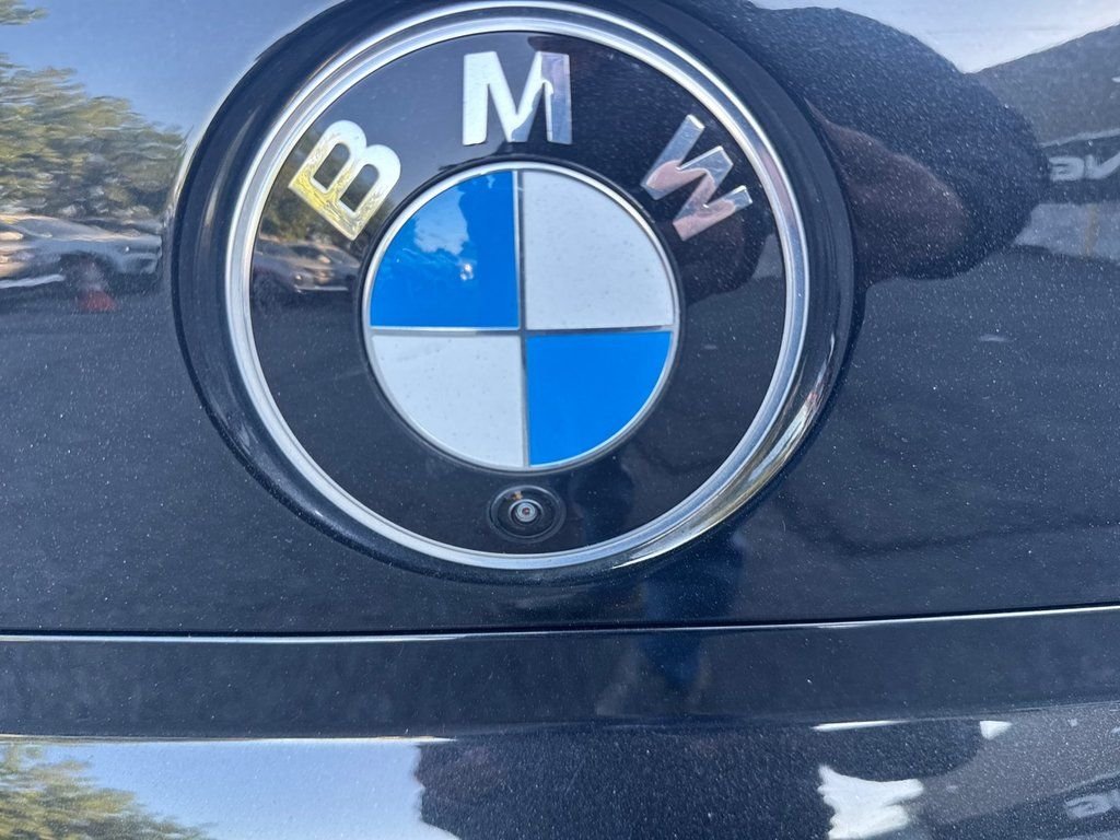 Used 2023 Black BMW 760i xDrive image 30