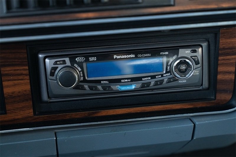 1988 Dodge Ramcharger - Photo 36