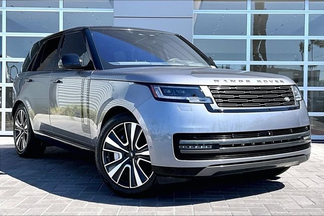 Certified Used 2023 Eiger Gray Metallic Land Rover SE image 3