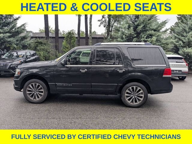 Used 2015 Black Lincoln Base image 9