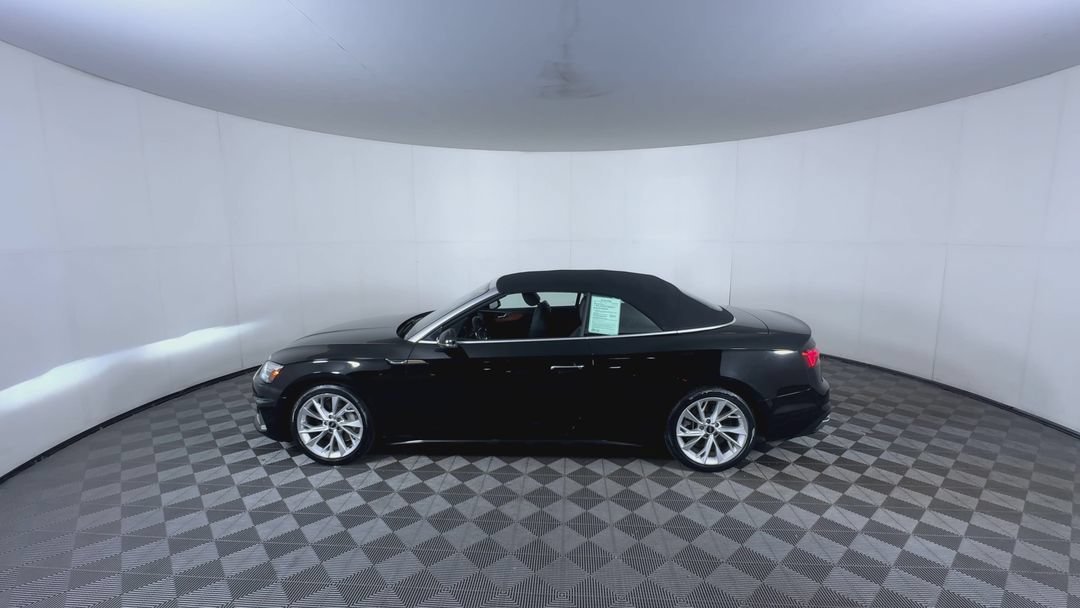 Used 2022 Brilliant Black Audi Premium image 5