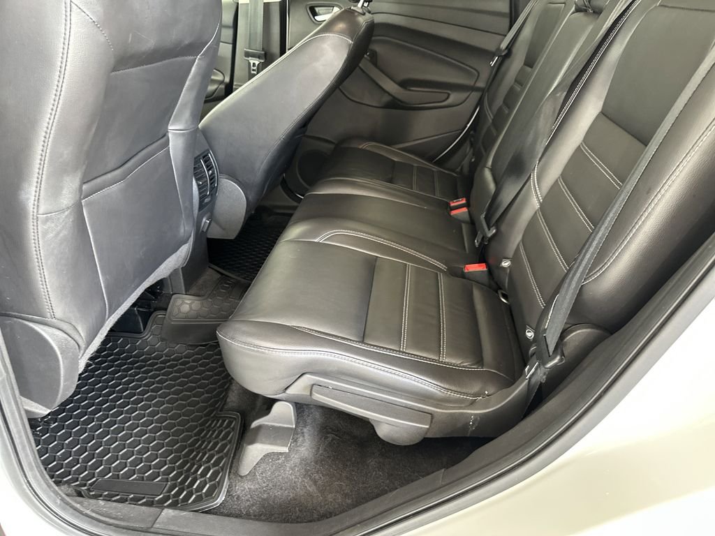 Used 2018 White Ford SEL image 30