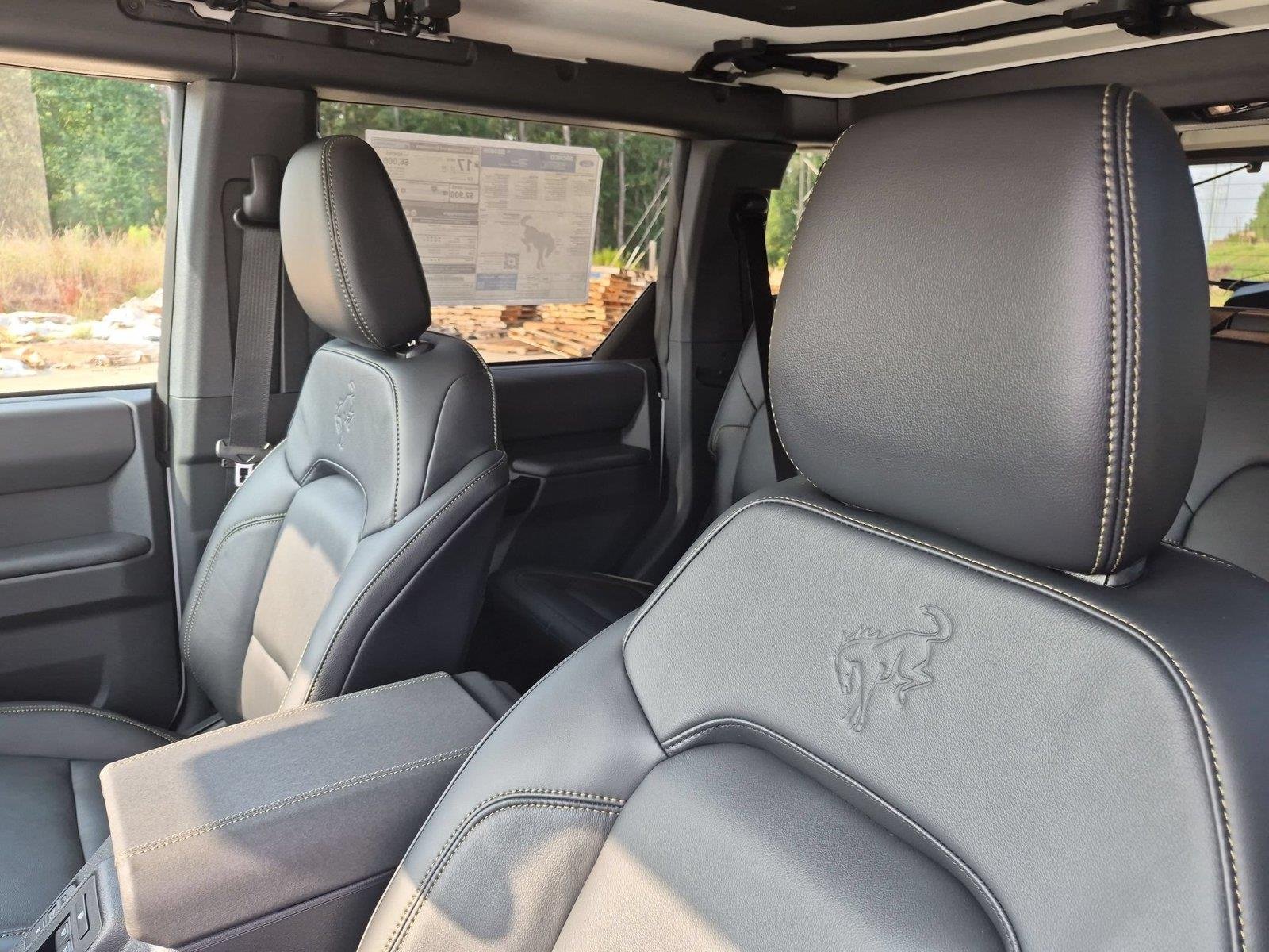 New 2026 Oxford White Ford Badlands® image 16