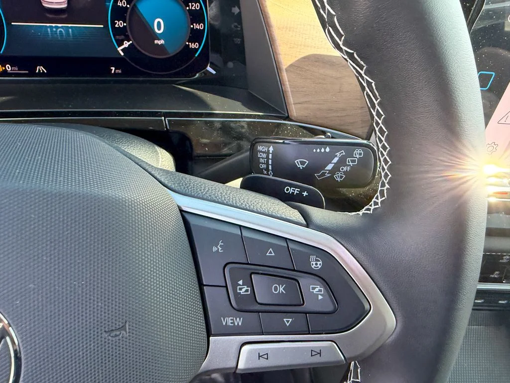 New 2026  Volkswagen SE w/Technology image 18