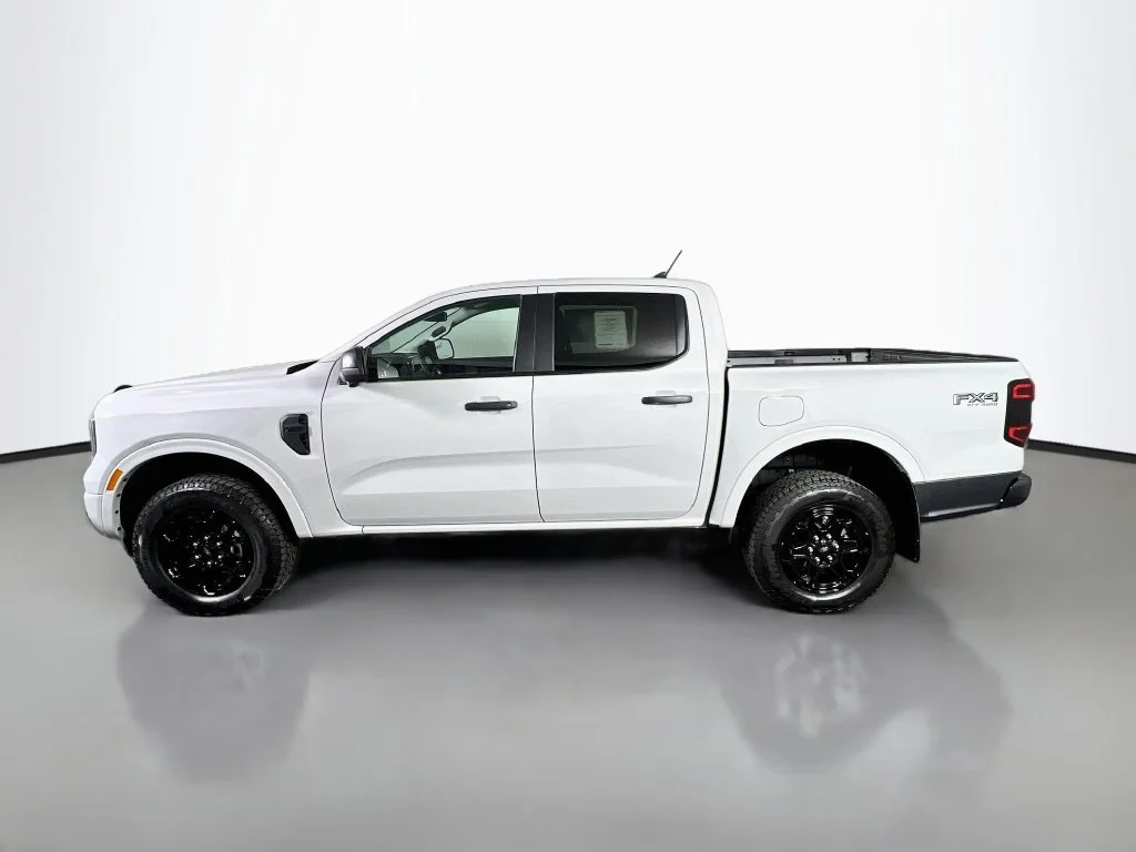 New 2026 Avalanche Ford XLT image 5