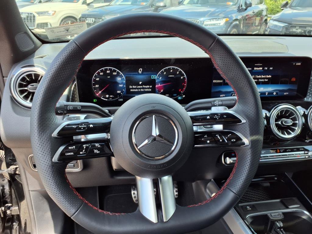 2025 Mercedes-Benz GLB Base - Photo 14
