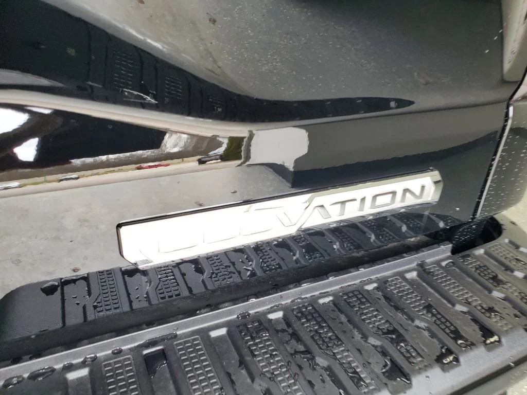 New 2026 Onyx Black GMC Elevation image 28