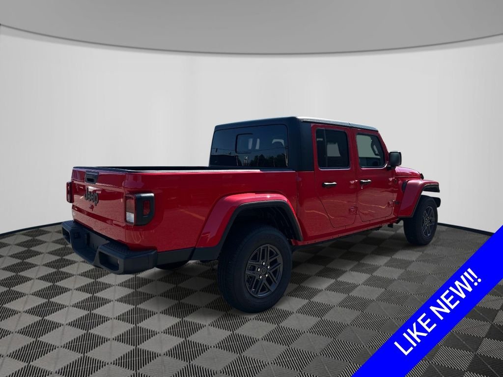Used 2025 Red Jeep Sport S image 5