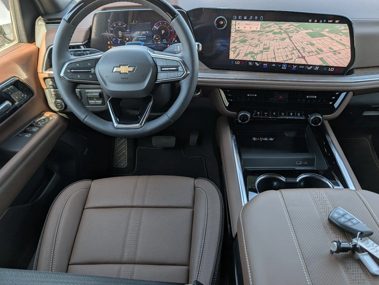 New 2027 Polar White Tricoat Chevrolet High Country image 30