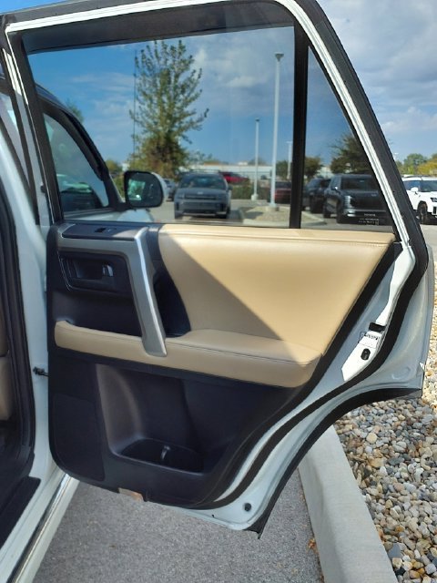 Used 2012 Blizzard Pearl Toyota Limited image 21