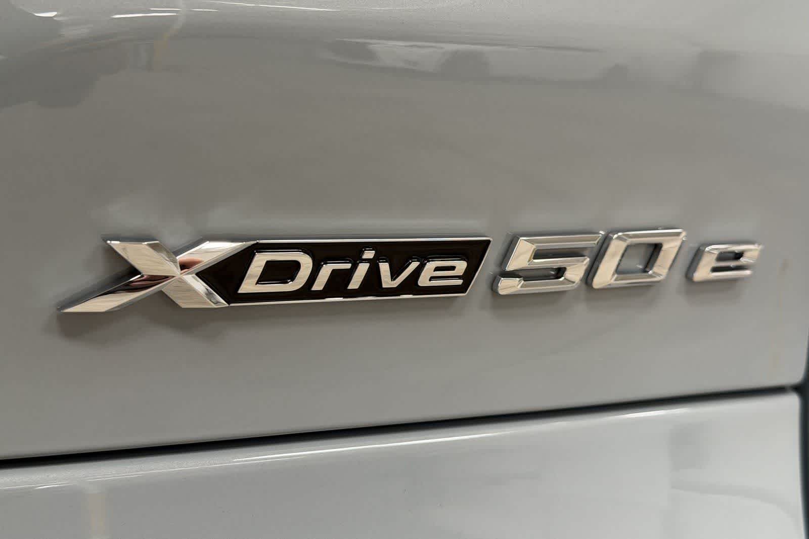 New 2026 Brooklyn Grey Metallic BMW xDrive50e image 26