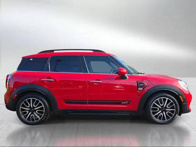Used 2018 Chili Red MINI Base image 2