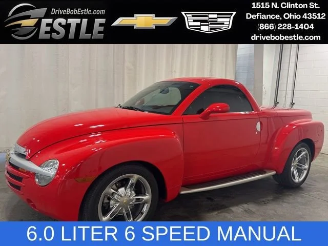 2005 Chevrolet SSR -'s photo