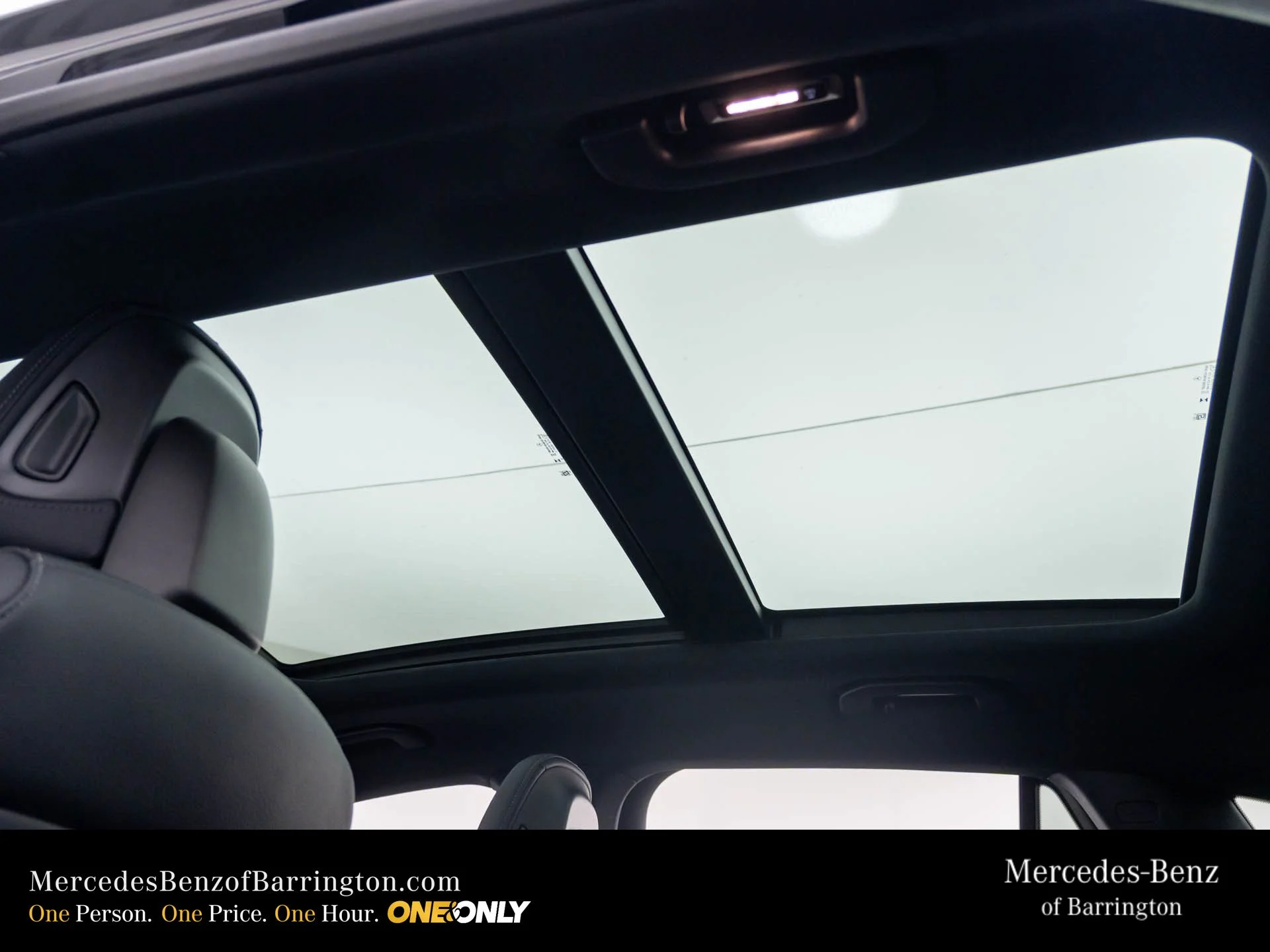 New 2026 Black Mercedes-Benz GLC 300 image 22