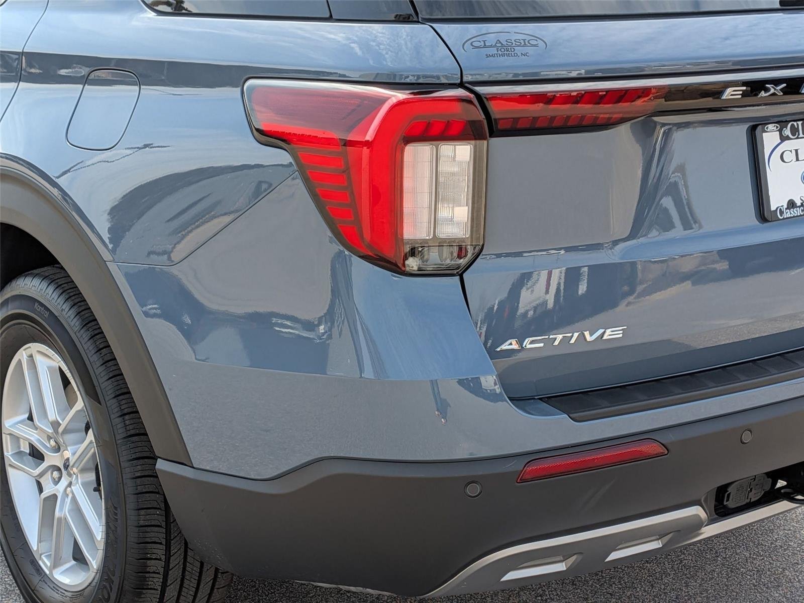 New 2026 Vapor Blue Metallic Ford Active image 15