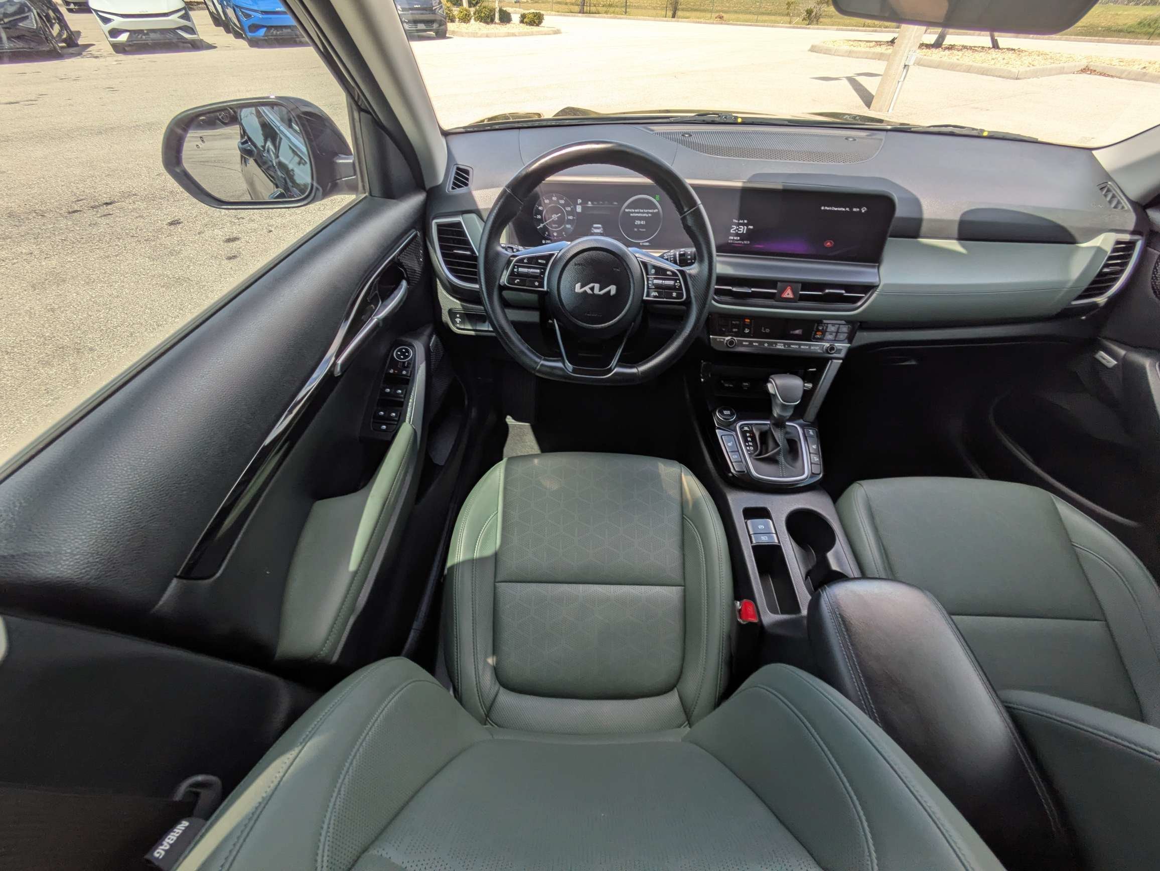 Certified Used 2024 Fusion Black Kia SX image 18