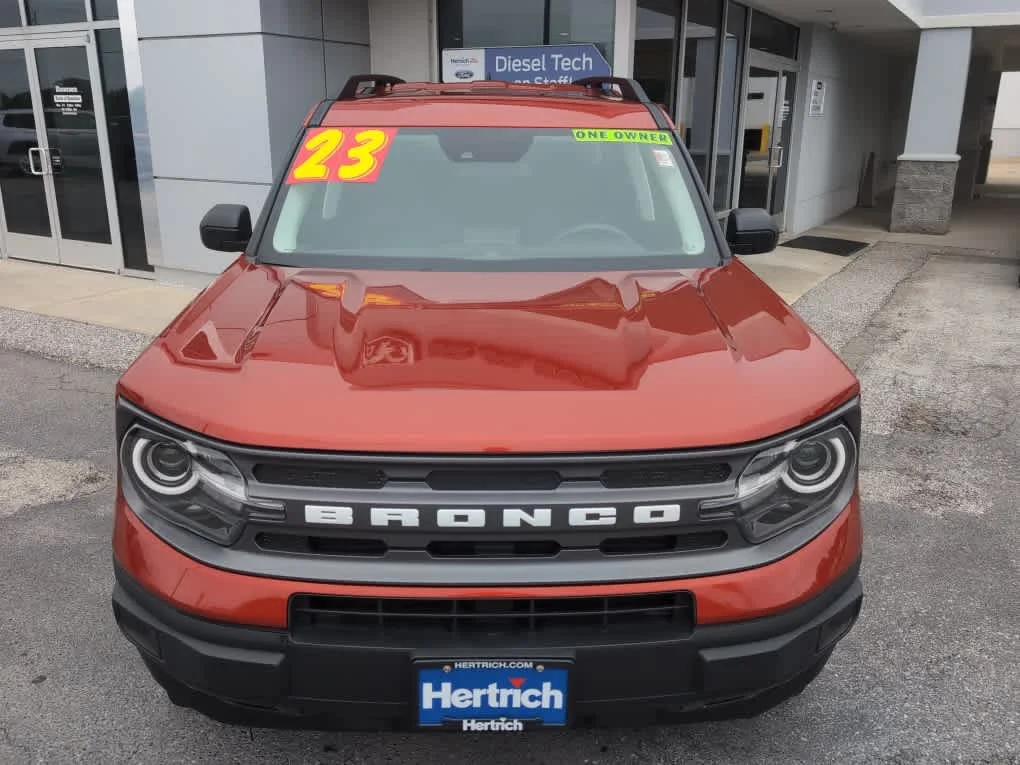 Used 2023 Hot Pepper Red Tinted Clearcoat Ford Big Bend image 3