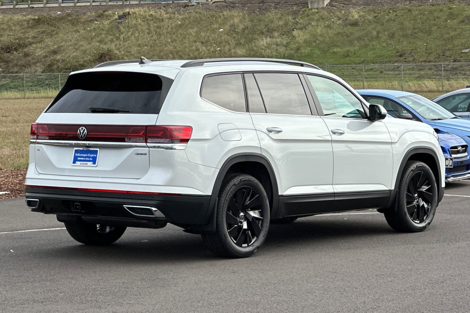 New 2026 White Volkswagen 2.0T SE w/Technology image 3