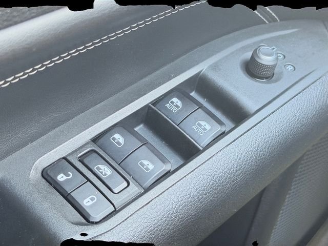 Certified Used 2022 Billet Silver Metallic Jeep Latitude image 20