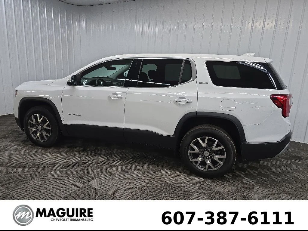 Used 2023 White GMC SLE image 4