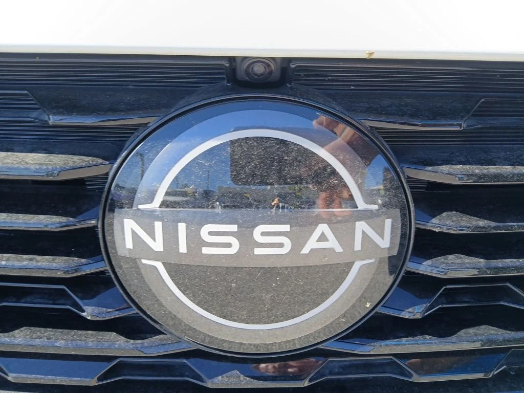 Used 2024 White Nissan SV image 2
