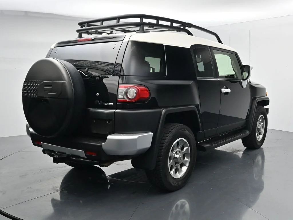 Used 2013 Black Toyota Base image 6