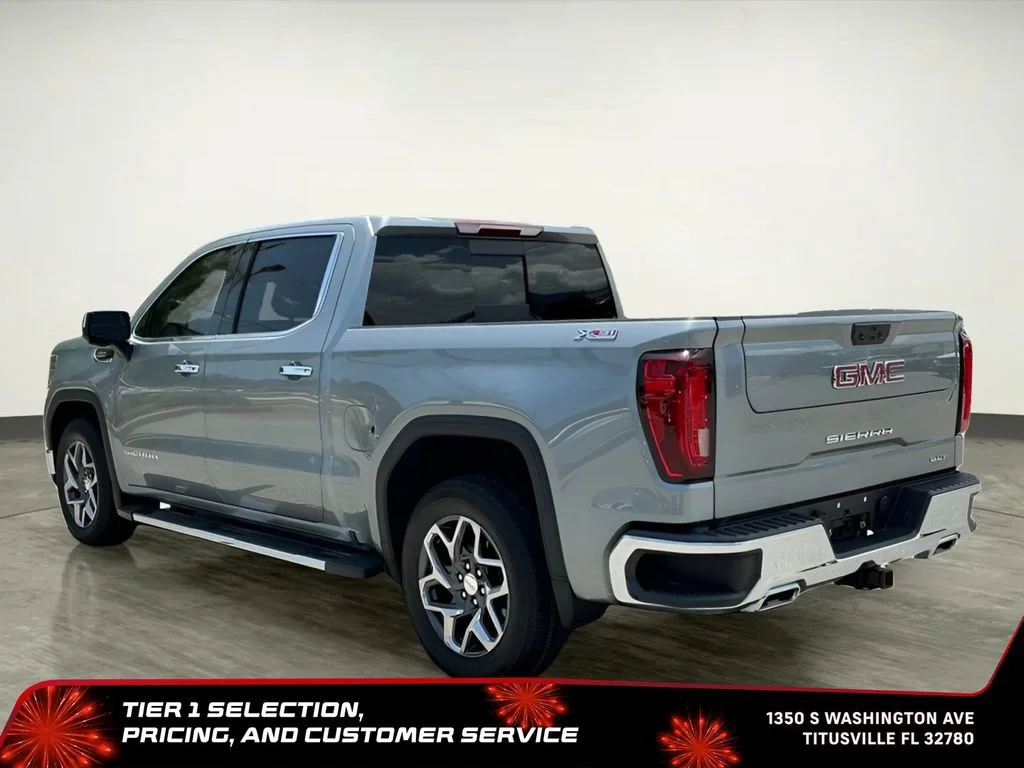 Used 2023 Sterling Metallic GMC SLT image 5