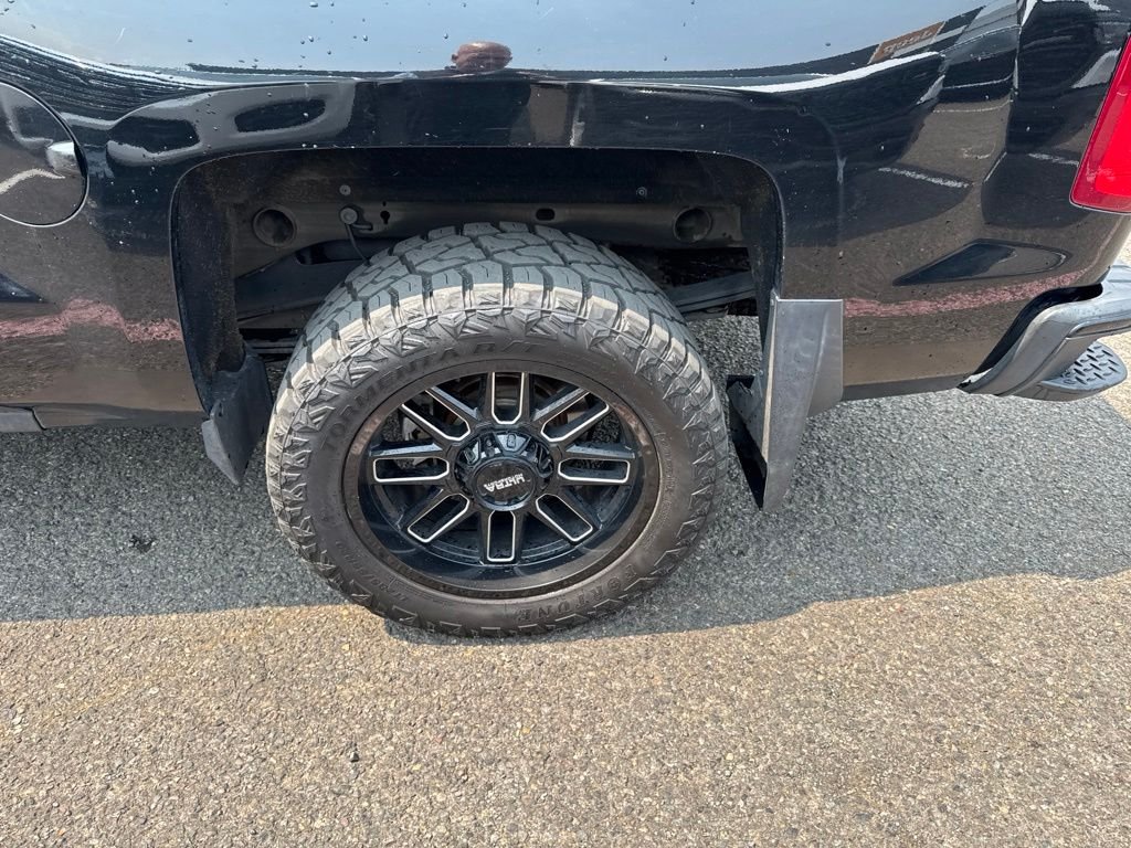 Used 2016 Black Chevrolet High Country image 5