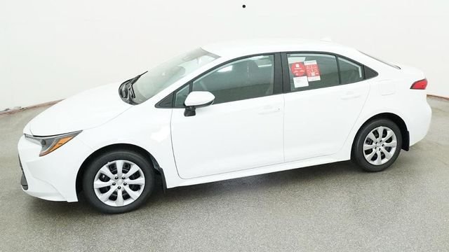 New 2027 Ice Cap Toyota LE image 5